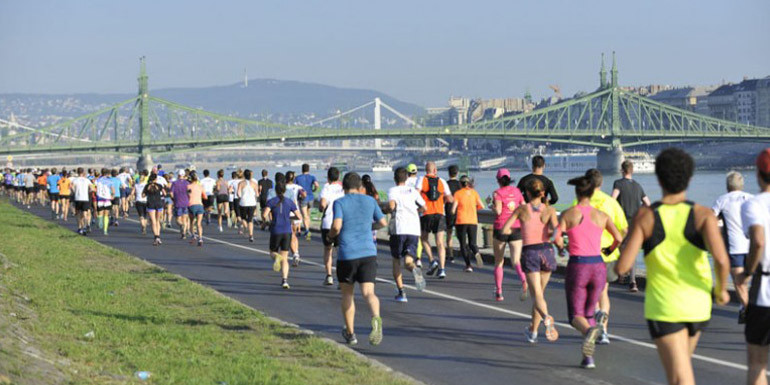 Budapest Half Marathon slide