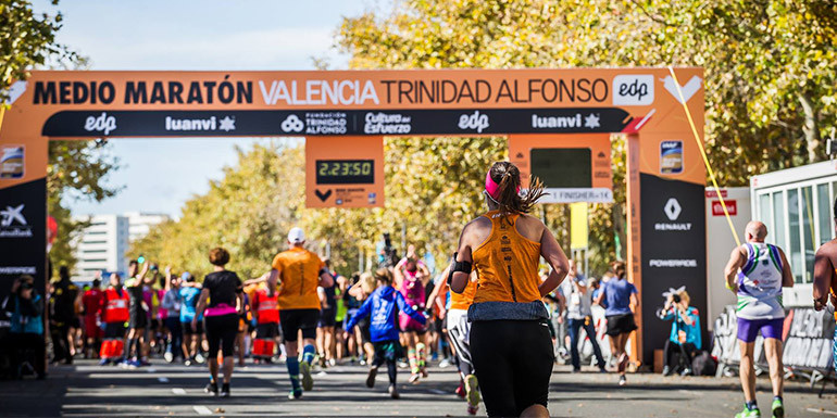 Valencia Half Marathon slide