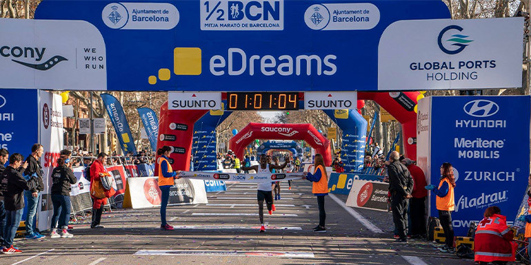 Barcelona Half Marathon slide